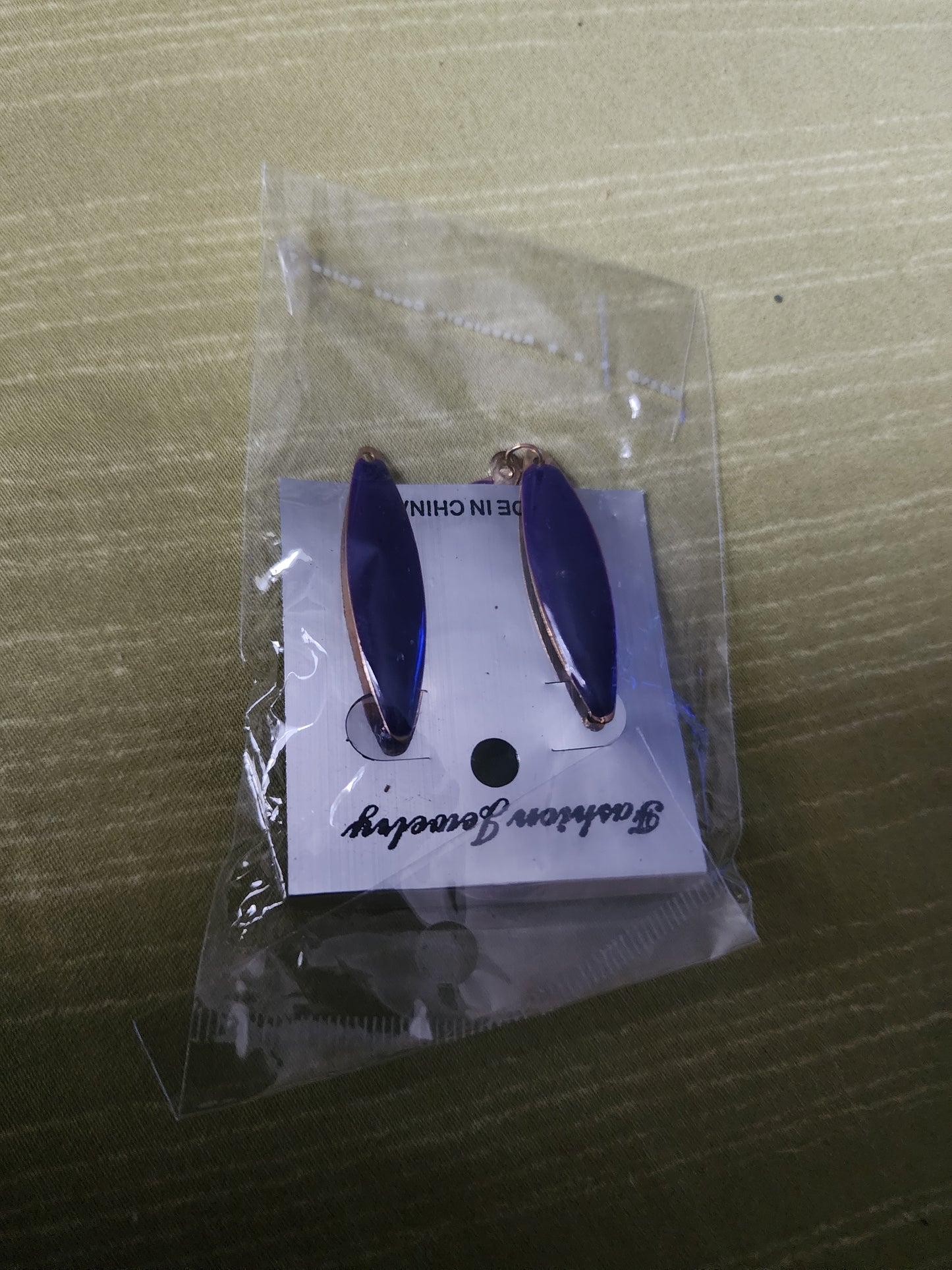 1PC EARRINGS